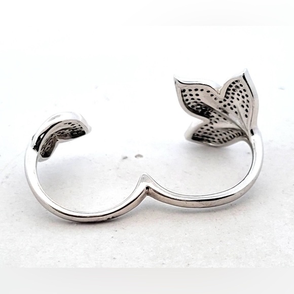 Share Sterling Silver Irradiated Blue Diamond Two Finger Leaf Ring - Picture 7 of 9